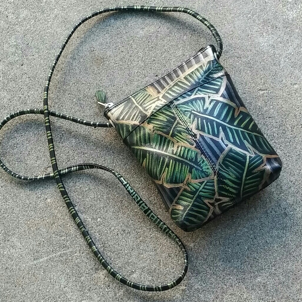 Genuine leather hand painted cross body bag - Picture 1 of 6